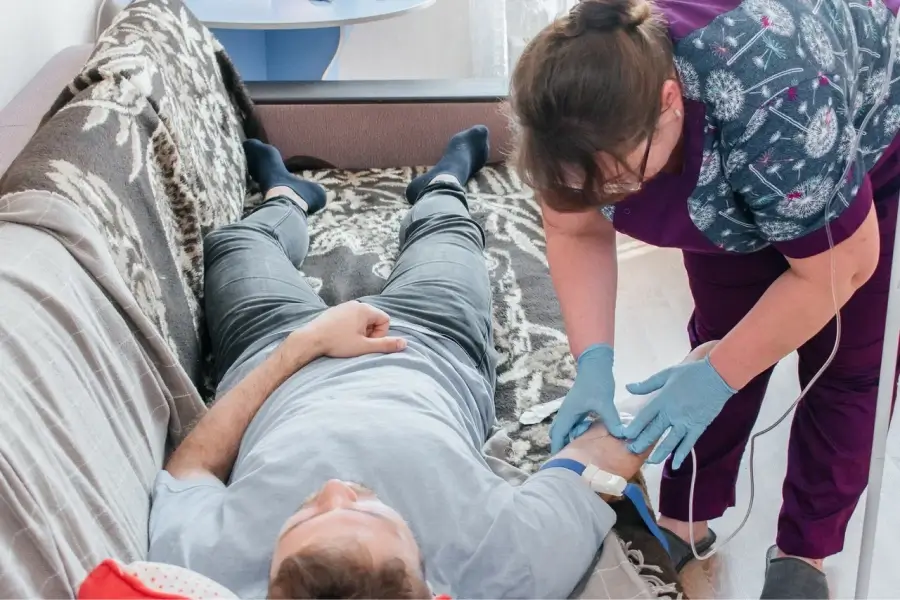 Срочный вывод из запоя в Новомосковске: быстро, недорого